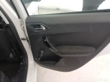 Peugeot  208 PEUGEOT  / 2015 / 5P / BERLINA MIX BLUEHDI 75CV #82