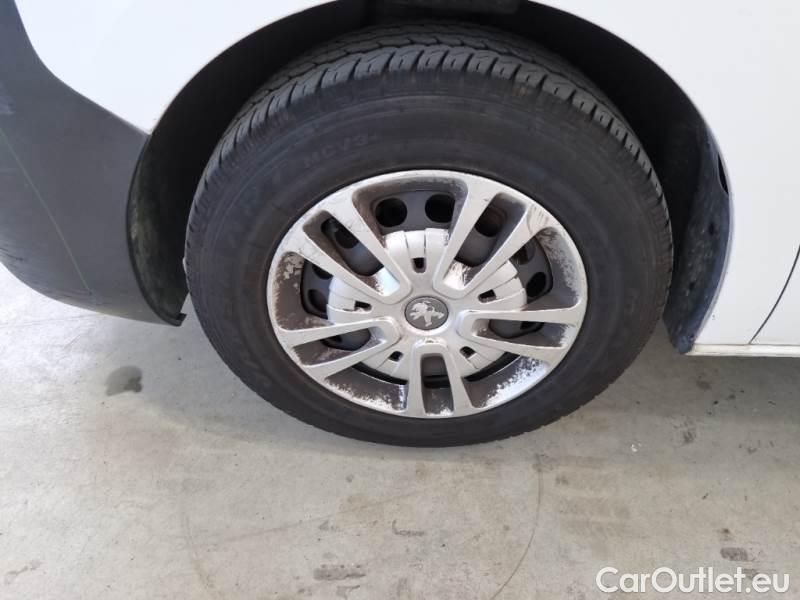 Peugeot  Expert PEUGEOT  / 2016 / 4P / FURGONE 2.0 BLUEHDI 120 PREMIUM STANDARD #85