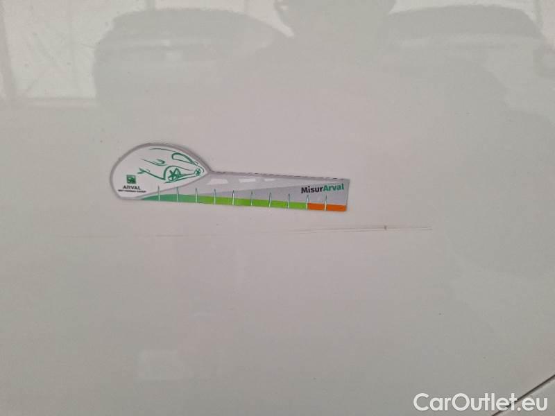 Peugeot  208 PEUGEOT  / 2015 / 5P / BERLINA VAN ACTIVE BLUEHDI 100CV #112