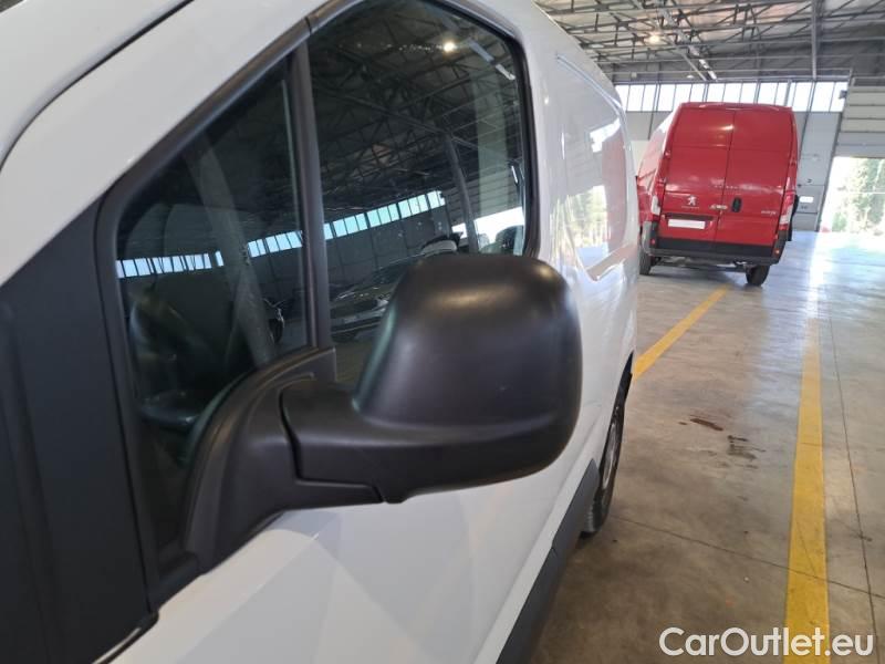 Peugeot  Partner PEUGEOT  / 2018 / 4P / VETT. FURGONATA L1 BLUEHDI 100CV PREMIUM #72