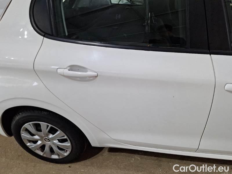 Peugeot  208 PEUGEOT  / 2015 / 5P / BERLINA VAN ACTIVE BLUEHDI 100CV #74