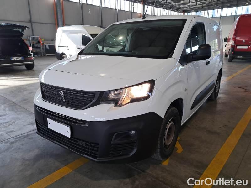Peugeot  Partner PEUGEOT  / 2018 / 4P / VETT. FURGONATA L1 BLUEHDI 100CV PREMIUM #1