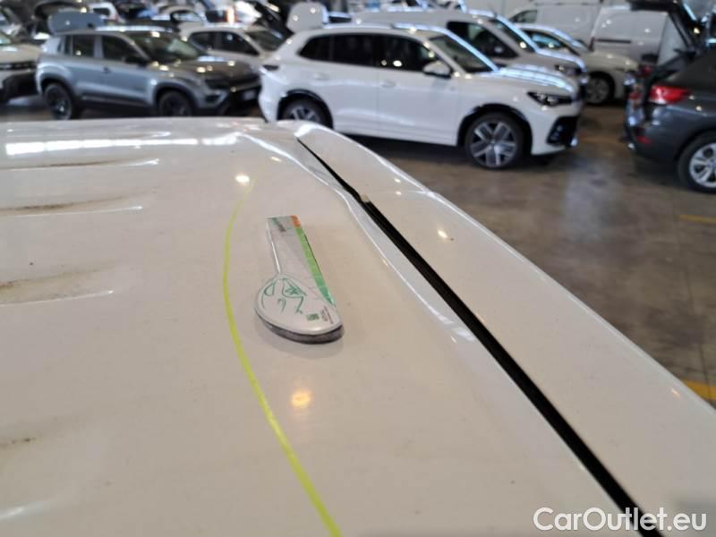 Peugeot  Partner PEUGEOT  / 2018 / 4P / VETT. FURGONATA L2 BLUEHDI 100CV PREMIUM #24