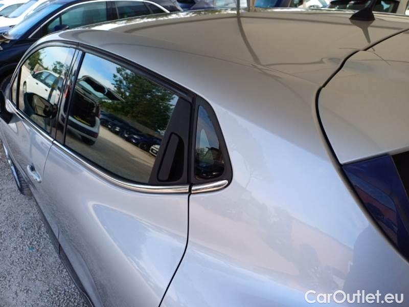 Renault  Clio RENAULT  / 2016 / 5P / BERLINA 1.5 DCI 90CV DUEL (AUTOCARRO) #61
