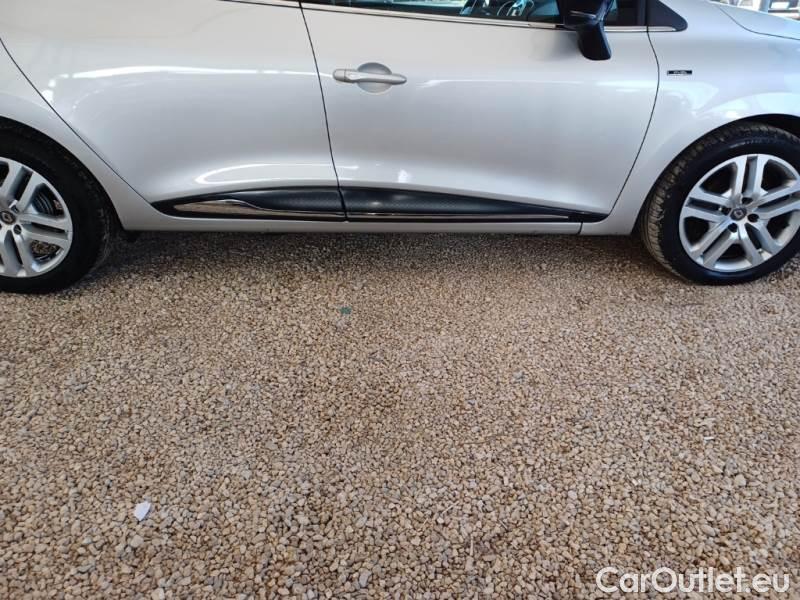 Renault  Clio RENAULT  / 2016 / 5P / BERLINA 1.5 DCI 90CV DUEL (AUTOCARRO) #48