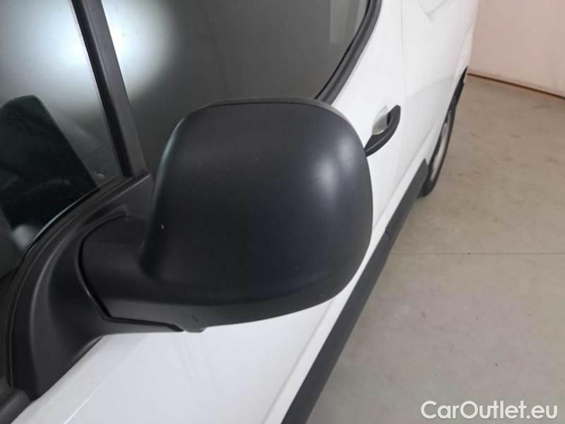 Peugeot  Partner PEUGEOT  / 2018 / 4P / VETT. FURGONATA L1 BLUEHDI 100CV PREMIUM #44