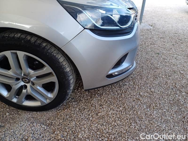 Renault  Clio RENAULT  / 2016 / 5P / BERLINA 1.5 DCI 90CV DUEL (AUTOCARRO) #31