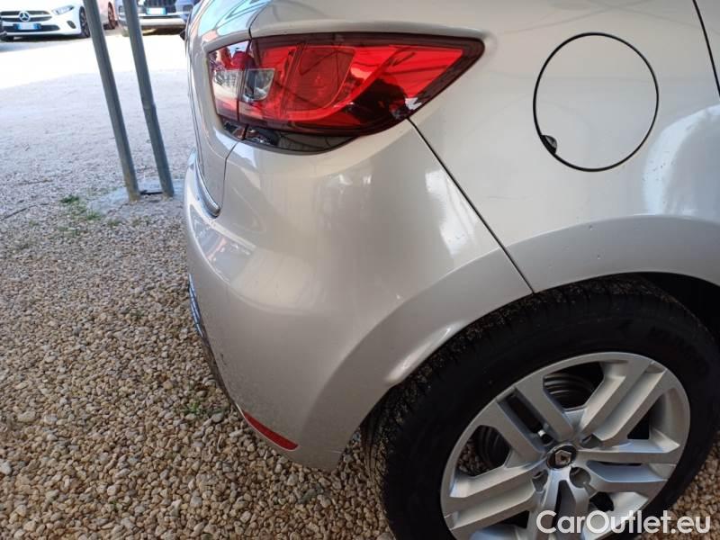 Renault  Clio RENAULT  / 2016 / 5P / BERLINA 1.5 DCI 90CV DUEL (AUTOCARRO) #50