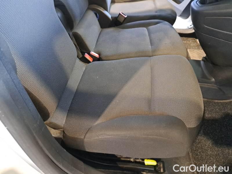 Peugeot  Partner PEUGEOT  / 2018 / 4P / VETT. FURGONATA L2 BLUEHDI 100CV PREMIUM #136