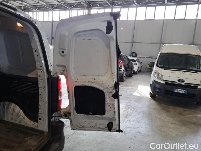 Peugeot  Partner PEUGEOT  / 2018 / 4P / VETT. FURGONATA L1 BLUEHDI 100CV PREMIUM #102