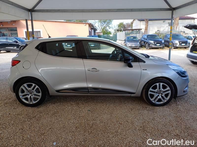 Renault  Clio RENAULT  / 2016 / 5P / BERLINA 1.5 DCI 90CV DUEL (AUTOCARRO) #18