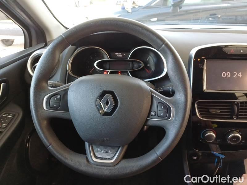 Renault  Clio RENAULT  / 2016 / 5P / BERLINA 1.5 DCI 90CV DUEL (AUTOCARRO) #97