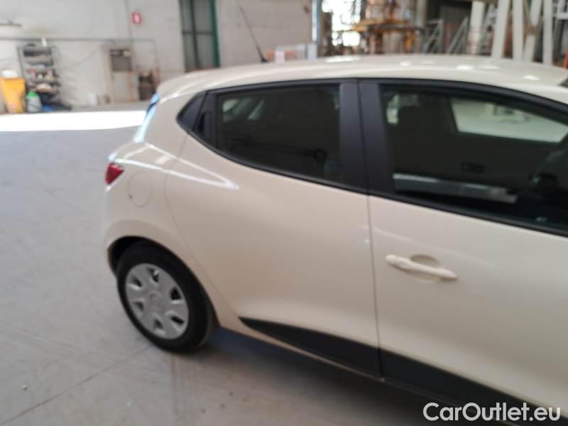 Renault  Clio RENAULT  / 2016 / 5P / BERLINA 1.5 DCI 75CV ENERGY LIFE N1 FASE2 #47