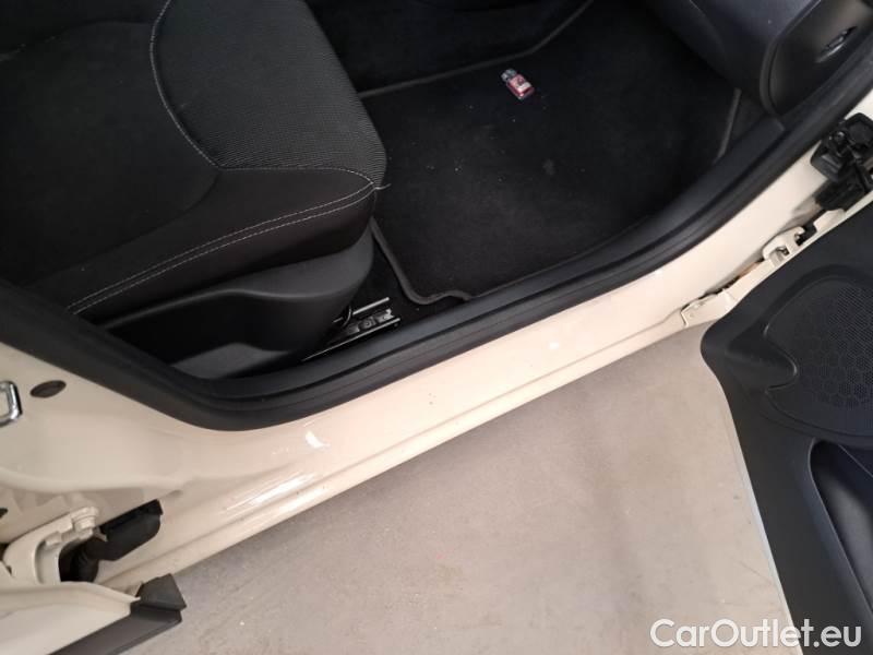 Renault  Clio RENAULT  / 2016 / 5P / BERLINA 1.5 DCI 75CV ENERGY LIFE N1 FASE2 #95