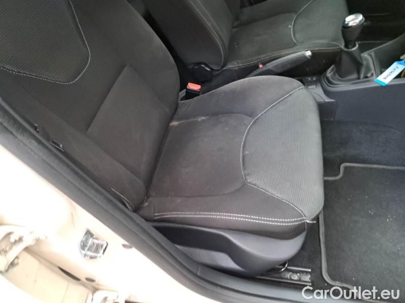 Renault  Clio RENAULT  / 2016 / 5P / BERLINA 1.5 DCI 75CV ENERGY LIFE N1 FASE2 #97