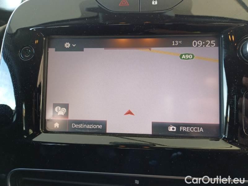 Renault  Clio RENAULT  / 2016 / 5P / BERLINA 1.5 DCI 90CV DUEL (AUTOCARRO) #99