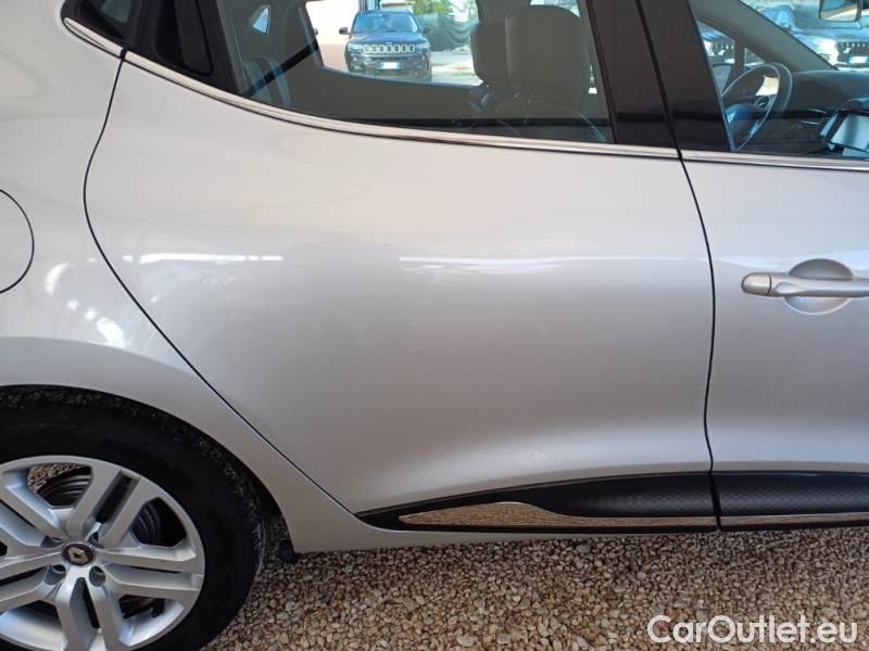 Renault  Clio RENAULT  / 2016 / 5P / BERLINA 1.5 DCI 90CV DUEL (AUTOCARRO) #73