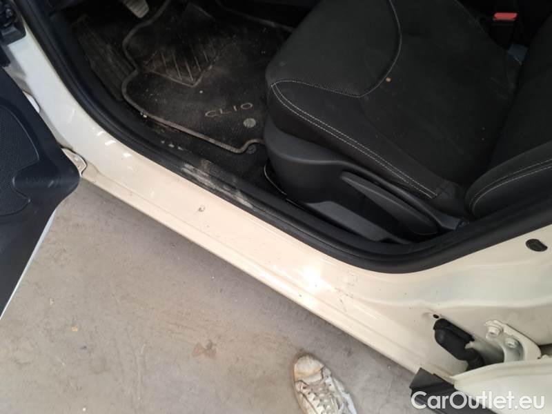 Renault  Clio RENAULT  / 2016 / 5P / BERLINA 1.5 DCI 75CV ENERGY LIFE N1 FASE2 #86