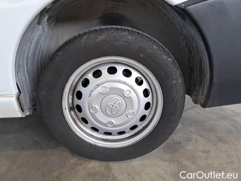 Toyota  Proace TOYOTA  2014 FURGONE 2.0D M L2H2 12 LOUNGE #132