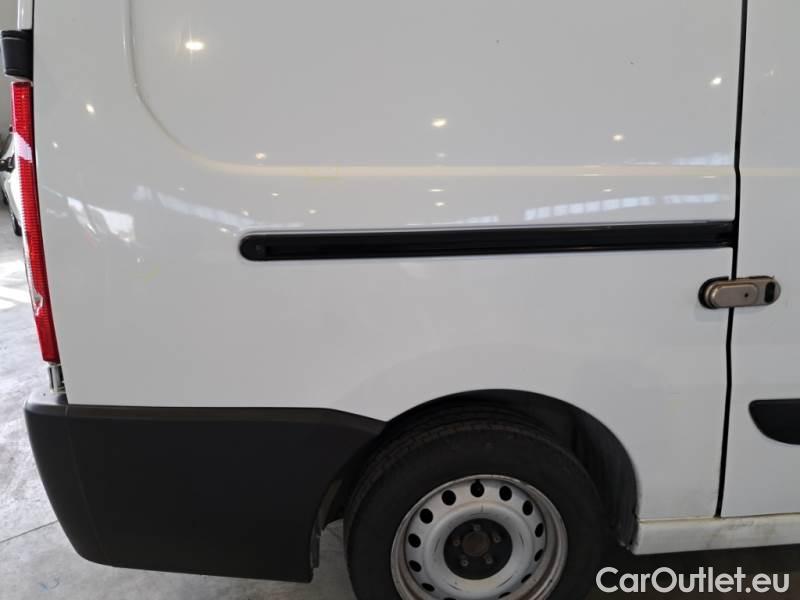 Toyota  Proace TOYOTA  2014 FURGONE 2.0D M L2H2 12 LOUNGE #75