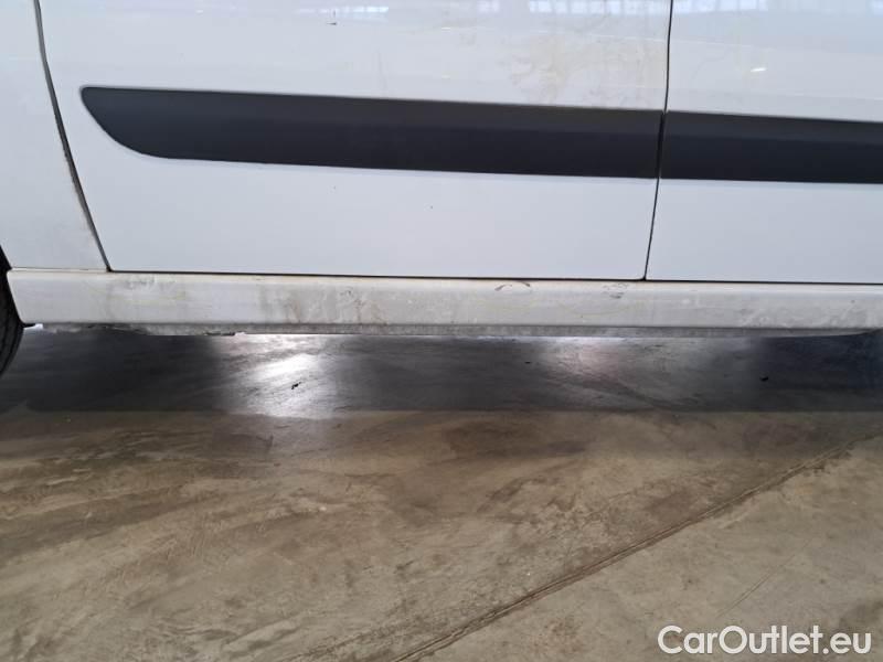 Toyota  Proace TOYOTA  2014 FURGONE 2.0D M L2H2 12 LOUNGE #65