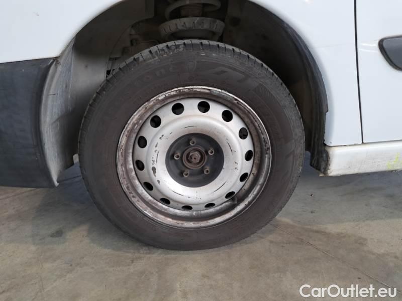 Toyota  Proace TOYOTA  2014 FURGONE 2.0D M L2H2 12 LOUNGE #18