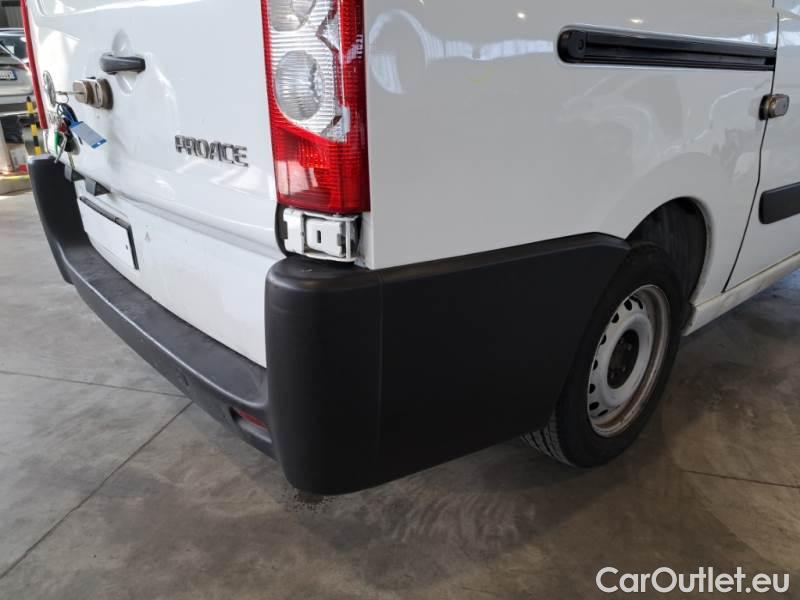 Toyota  Proace TOYOTA  2014 FURGONE 2.0D M L2H2 12 LOUNGE #81