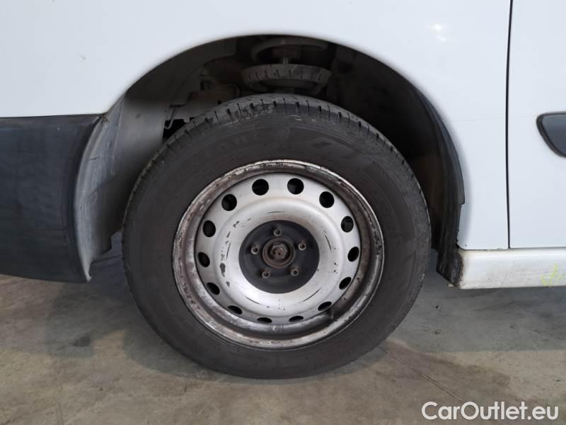 Toyota  Proace TOYOTA  2014 FURGONE 2.0D M L2H2 12 LOUNGE #125