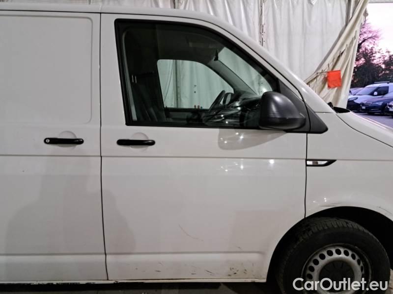 Volkswagen  Transporter VOLKSWAGEN  / 2015 / 4P / FURGONE 2.0 TDI 110KW EU6 4MOTION BUSINESS P.C. #47