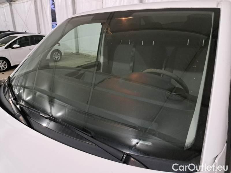 Volkswagen  Transporter VOLKSWAGEN  / 2015 / 4P / FURGONE 2.0 TDI 110KW EU6 4MOTION BUSINESS P.C. #25