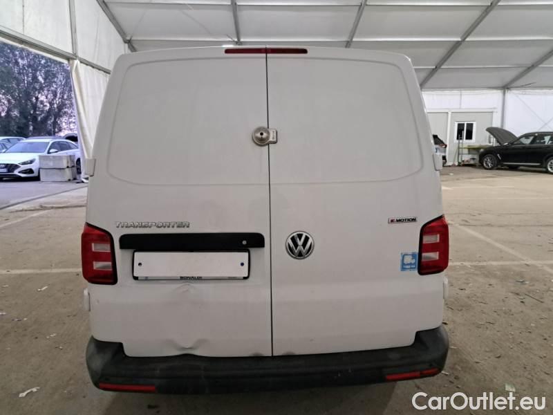 Volkswagen  Transporter VOLKSWAGEN  / 2015 / 4P / FURGONE 2.0 TDI 110KW EU6 4MOTION BUSINESS P.C. #69