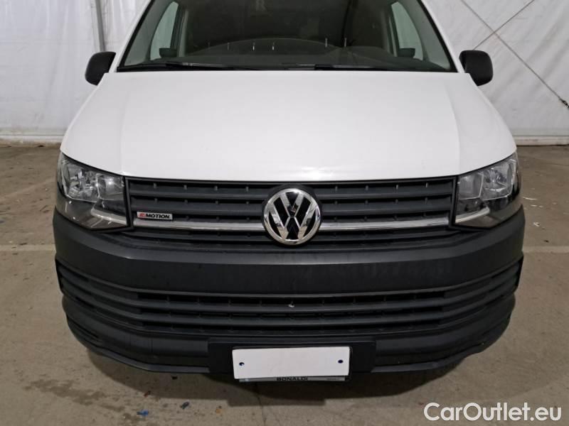 Volkswagen  Transporter VOLKSWAGEN  / 2015 / 4P / FURGONE 2.0 TDI 110KW EU6 4MOTION BUSINESS P.C. #34