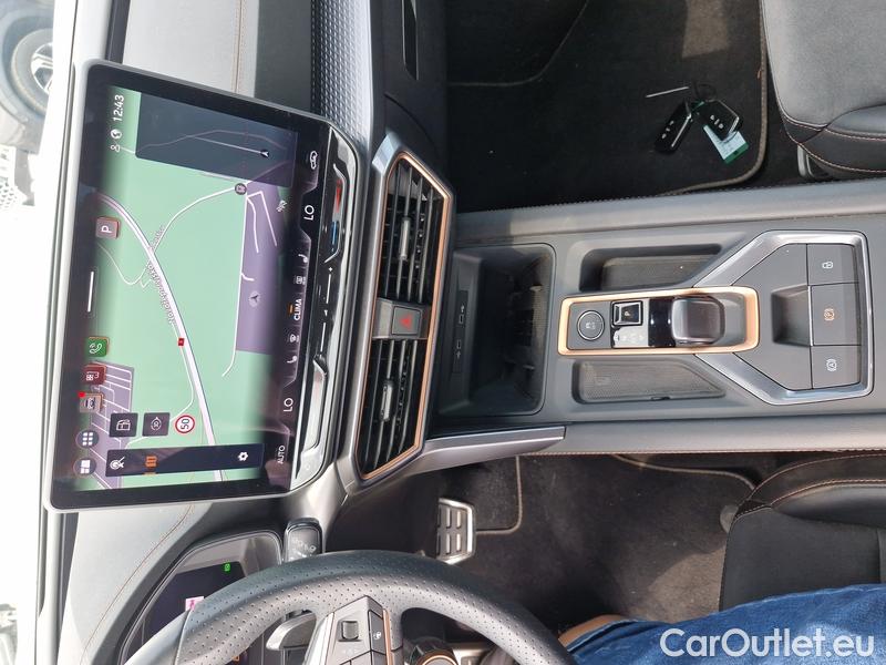 Cupra  Formentor  (KMP) (2024)  2.0T 245 VZ AWD AT #7