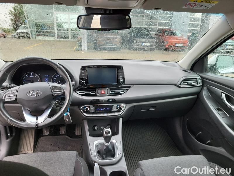 Hyundai  i30  (PD)(01.2017  ->)  kom.1.6CRDi 115 Smart #5