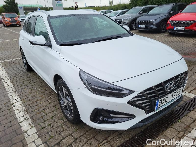 Hyundai  i30  (PD)(01.2017  ->)  kom.1.6CRDi 115 Smart #3