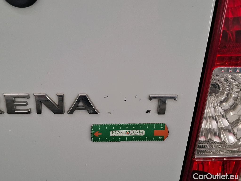Renault  Master  III Fourgon L2H2 3 5 Grand Confort #33