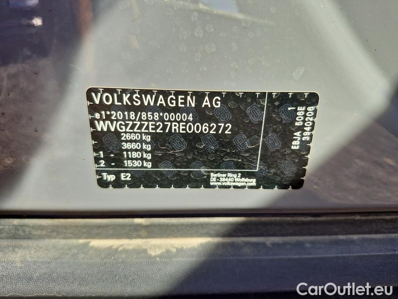 Volkswagen  ID.4  (E21)(2020)  Pro Perf. 77 kWh 5d #10