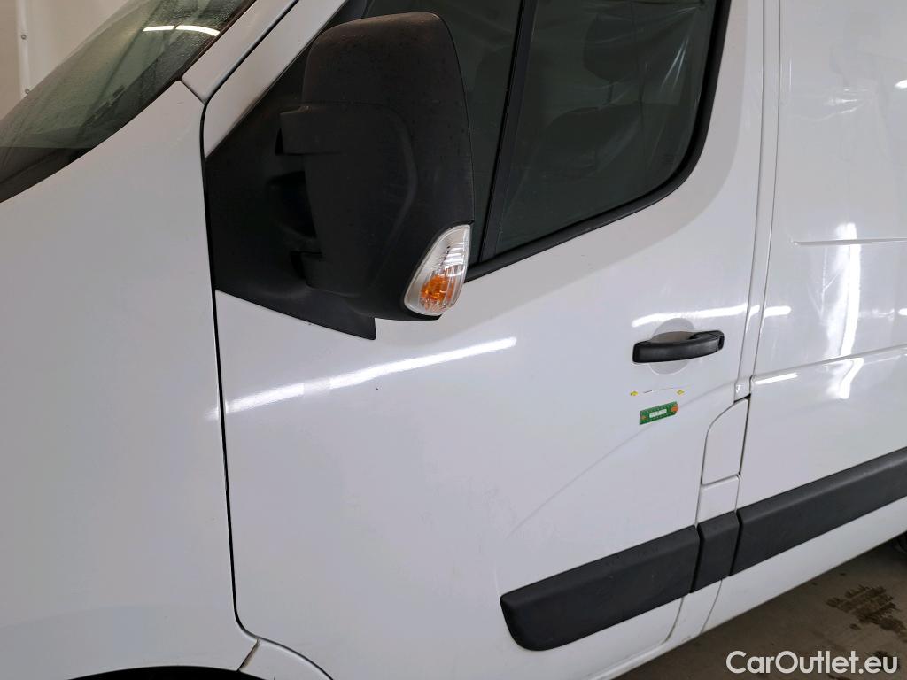 Renault  Master RENAULT  / 2014 / 4P / Fourgon tôlé &FG GCf Trac F3300 L1H1 dCi 110 Euro6 #23