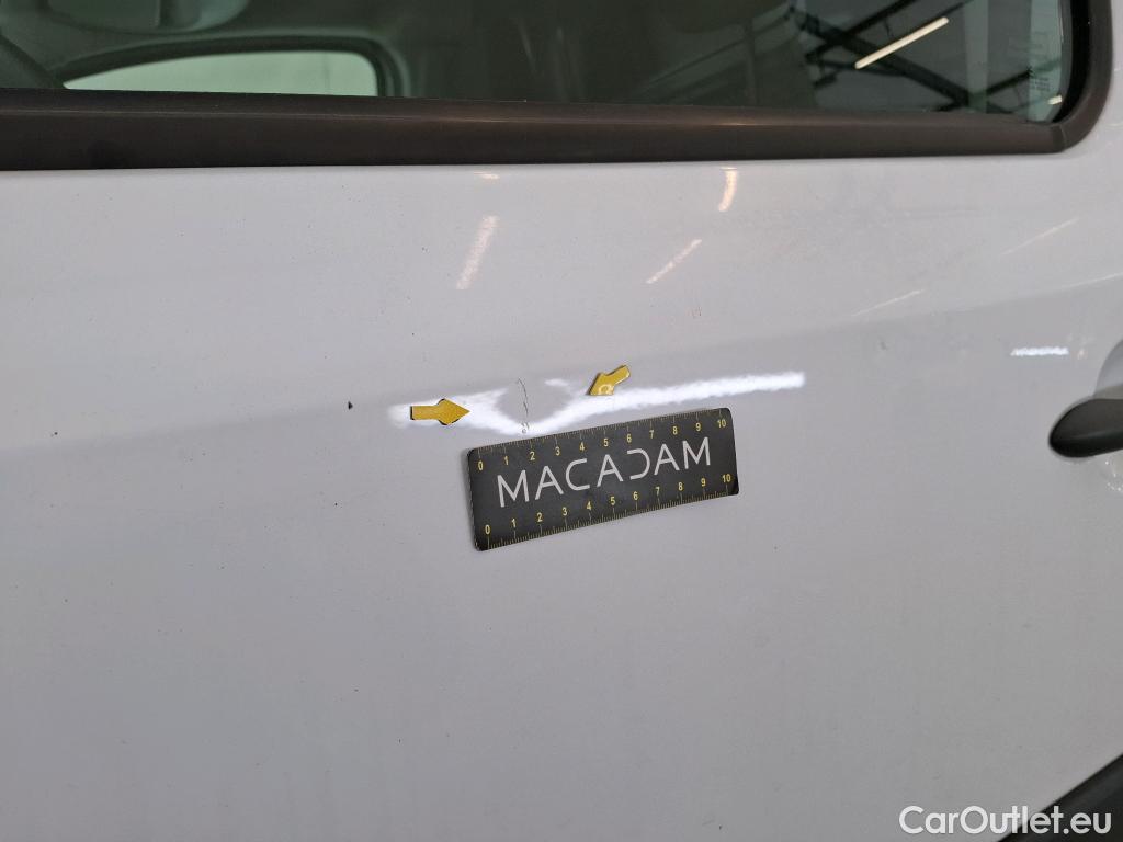 Renault  Kangoo  Express Extra (Série Spéciale) 1.5 dCi 90CV BVM5 E6 #9