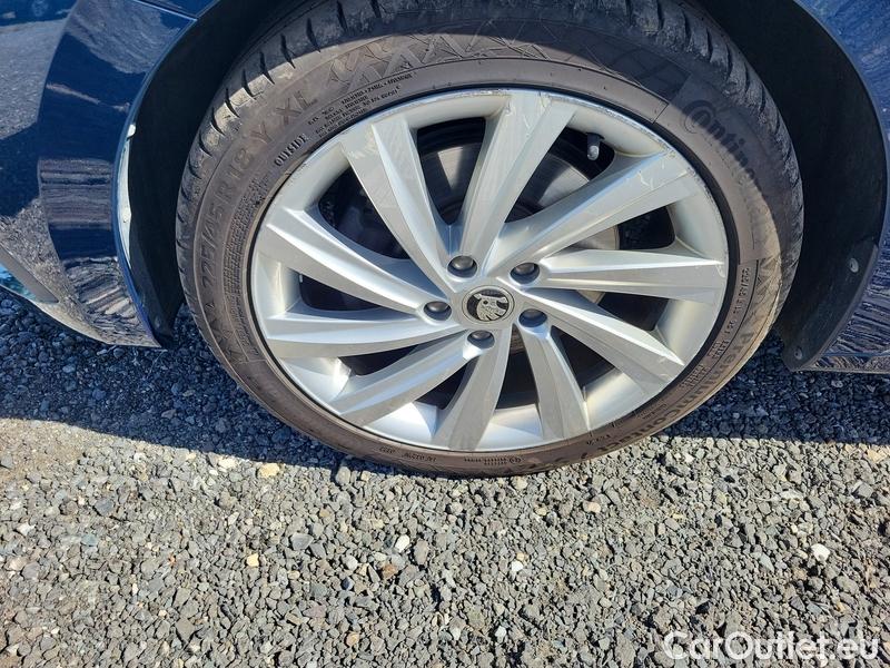 Skoda  Octavia  Combi (NX3)(2020) Oct.Com.1.4TSI 150 Style AT #3