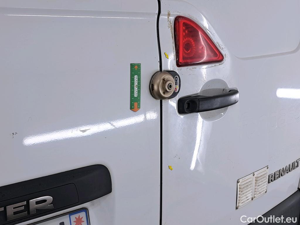 Renault  Master RENAULT  / 2014 / 4P / Fourgon tôlé &FG GCf Trac F3300 L1H1 dCi 110 Euro6 #19