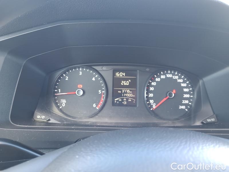 Volkswagen  Transporter T6  (2015) Tra.2.0TDI 110 4d #17