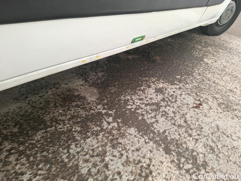 Renault  Master  III Fourgon L2H2 3 5 Grand Confort #13