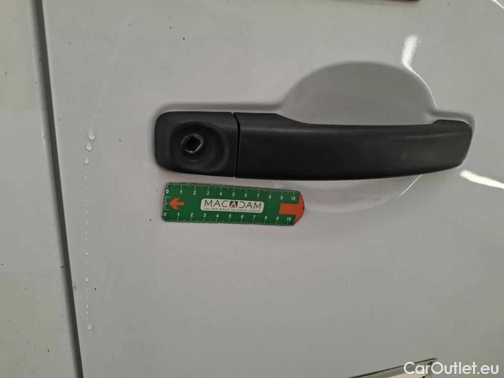 Renault  Master  III Fourgon L2H2 3 5 Grand Confort #26