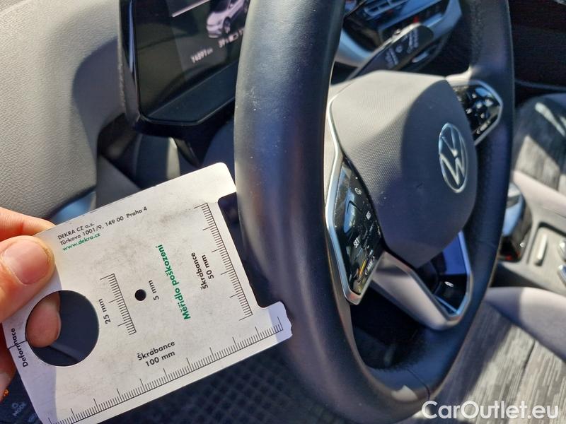 Volkswagen  ID.4  (E21)(2020)  Pro Perf. 77 kWh 5d #3