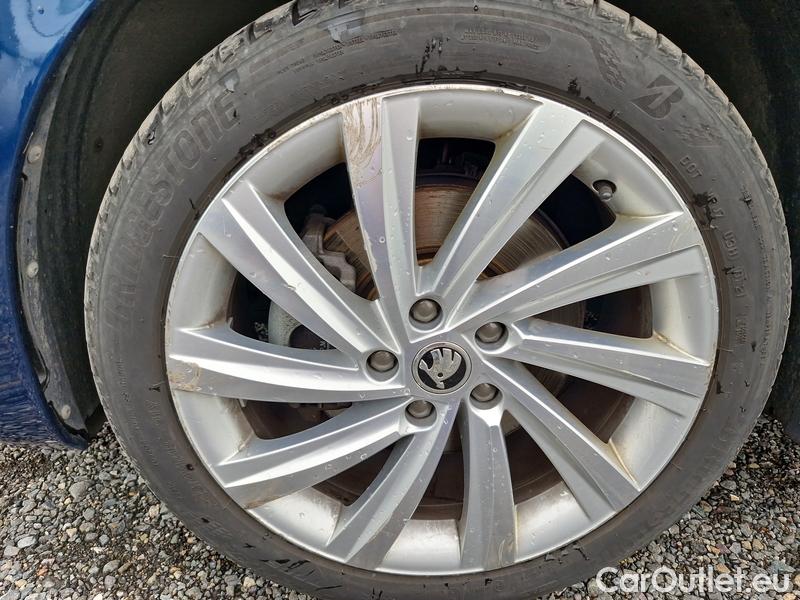 Skoda  Octavia  Combi (NX3)(2020) Oct.Com.1.4TSI 150 Style AT #3