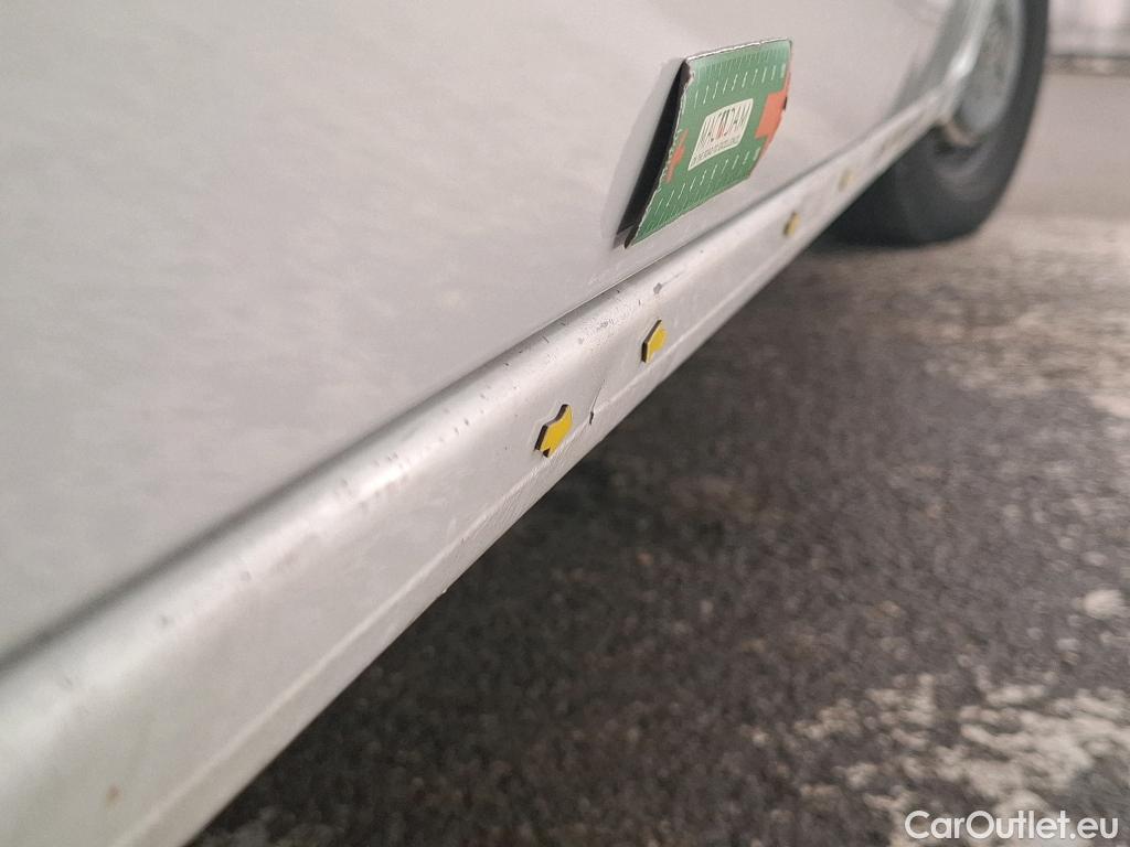Renault  Master  III Fourgon L2H2 3 5 Grand Confort #15