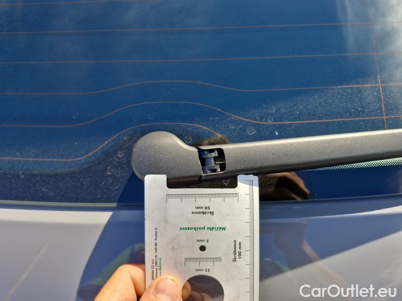 Volkswagen  ID.4  (E21)(2020)  Pro Perf. 77 kWh 5d #8