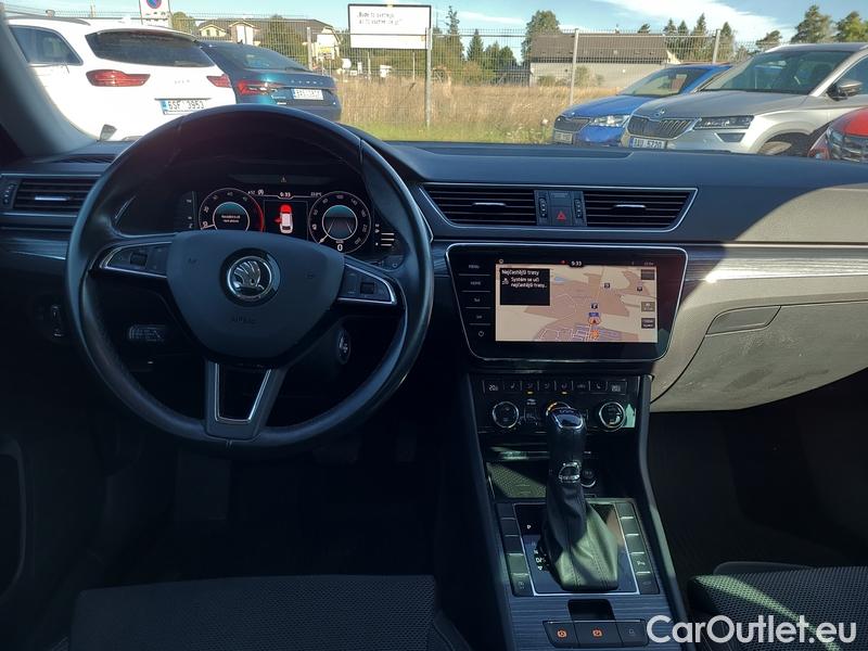 Skoda  Superb  Combi (3T5)(2010) Sup.C.FL2.0TDI 110 Style AT #5