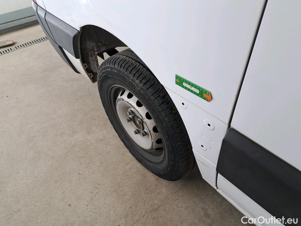 Renault  Master RENAULT  / 2014 / 4P / Fourgon tôlé &FG GCf Trac F3300 L1H1 dCi 110 Euro6 #37